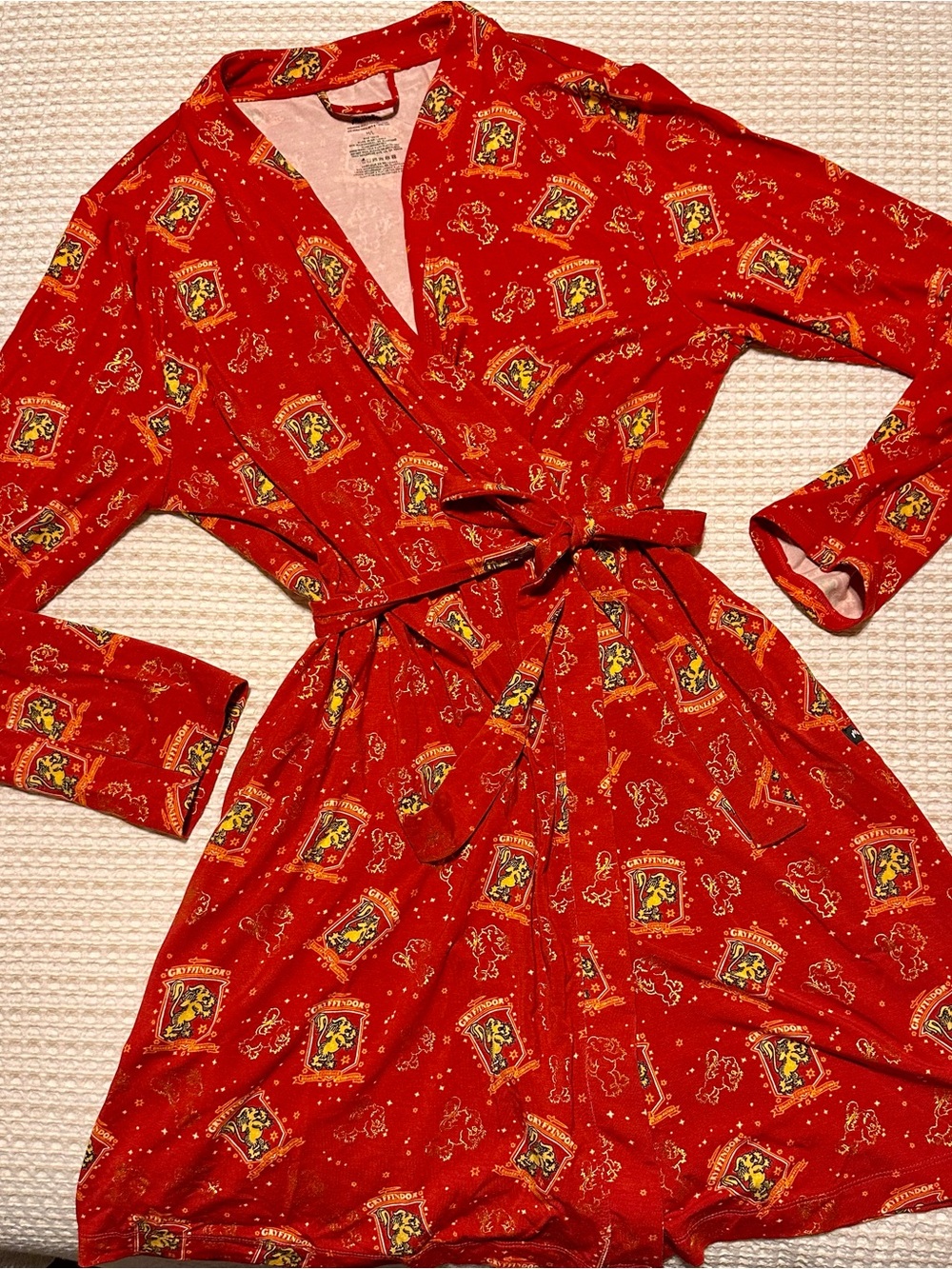 MeUndies Red Gryffindor-Print Wrap Robe with Tie Belt